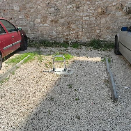 T&M Apartment With Parking In The Old Town Ζαντάρ Εξωτερικό φωτογραφία